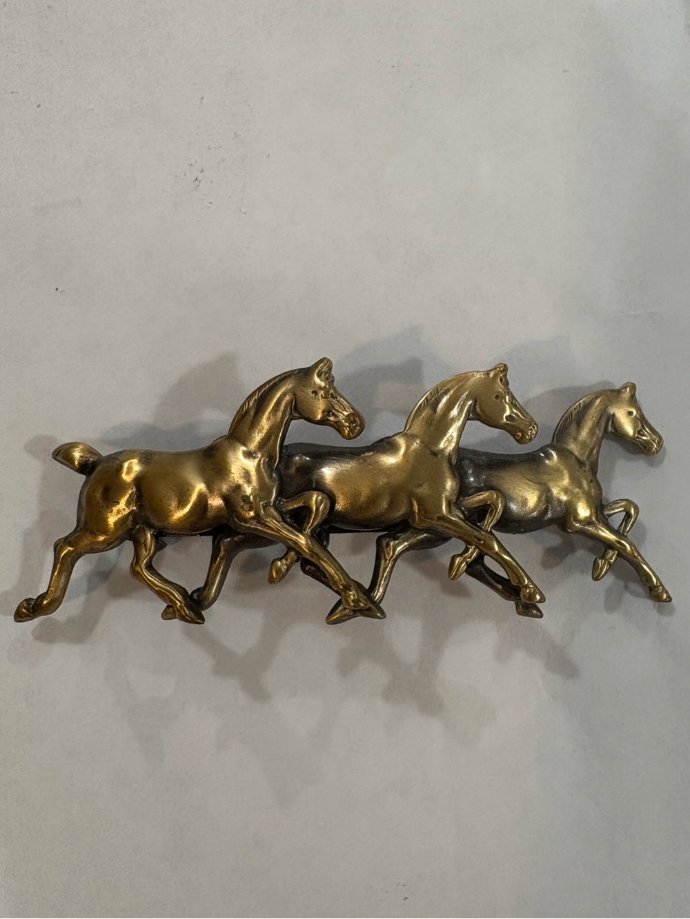 Horse Hair clip Brass Finish Galloping Horses